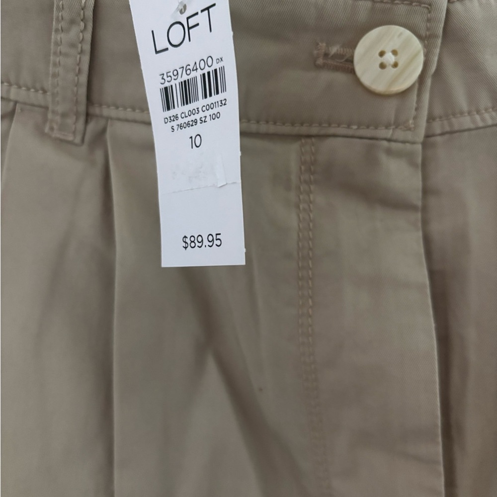 LOFT Women’s Khaki Pleated Wide Leg Pant NWT Size 10